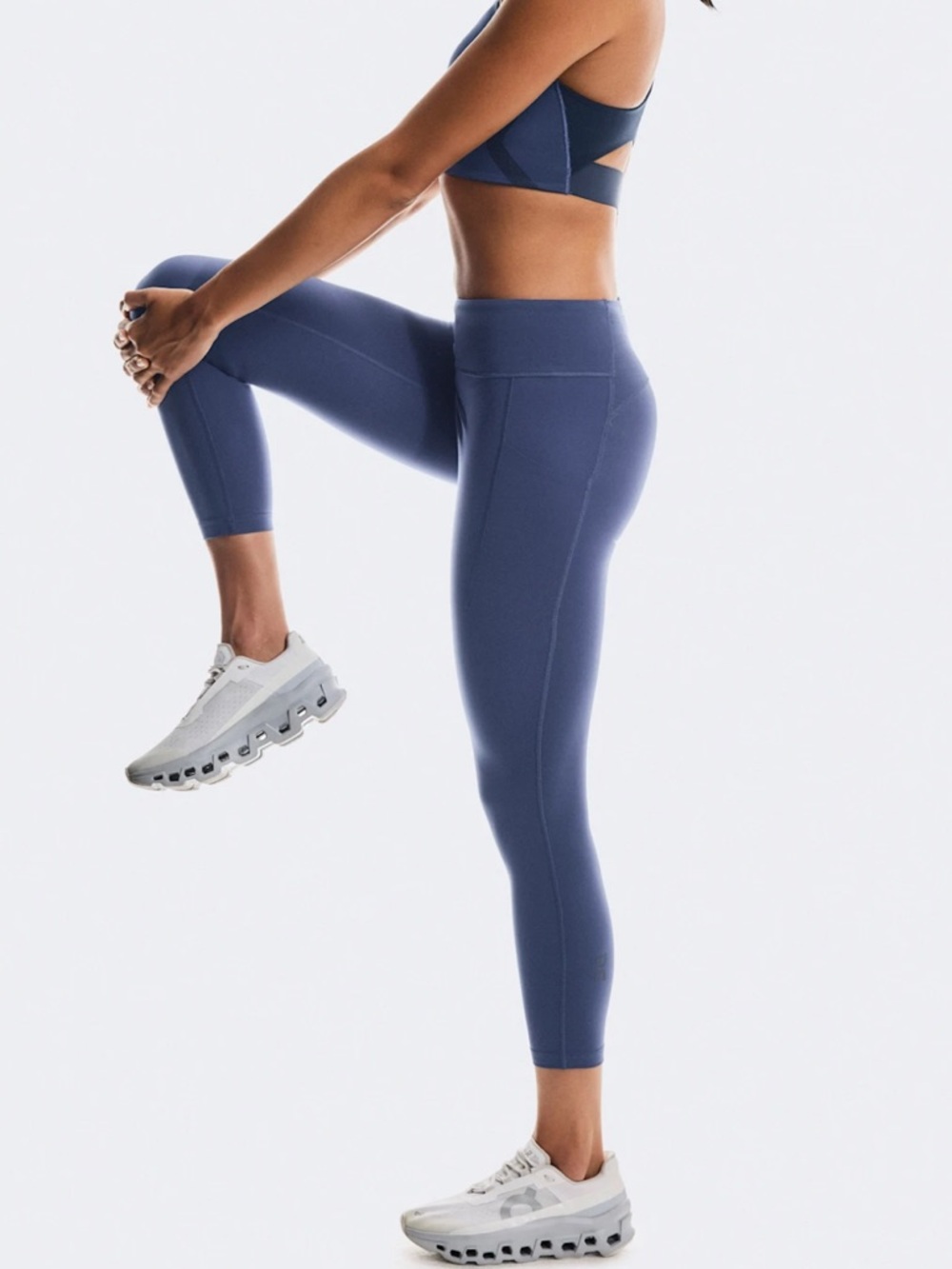 New ON Running 7/8 Tights Small Color Acai